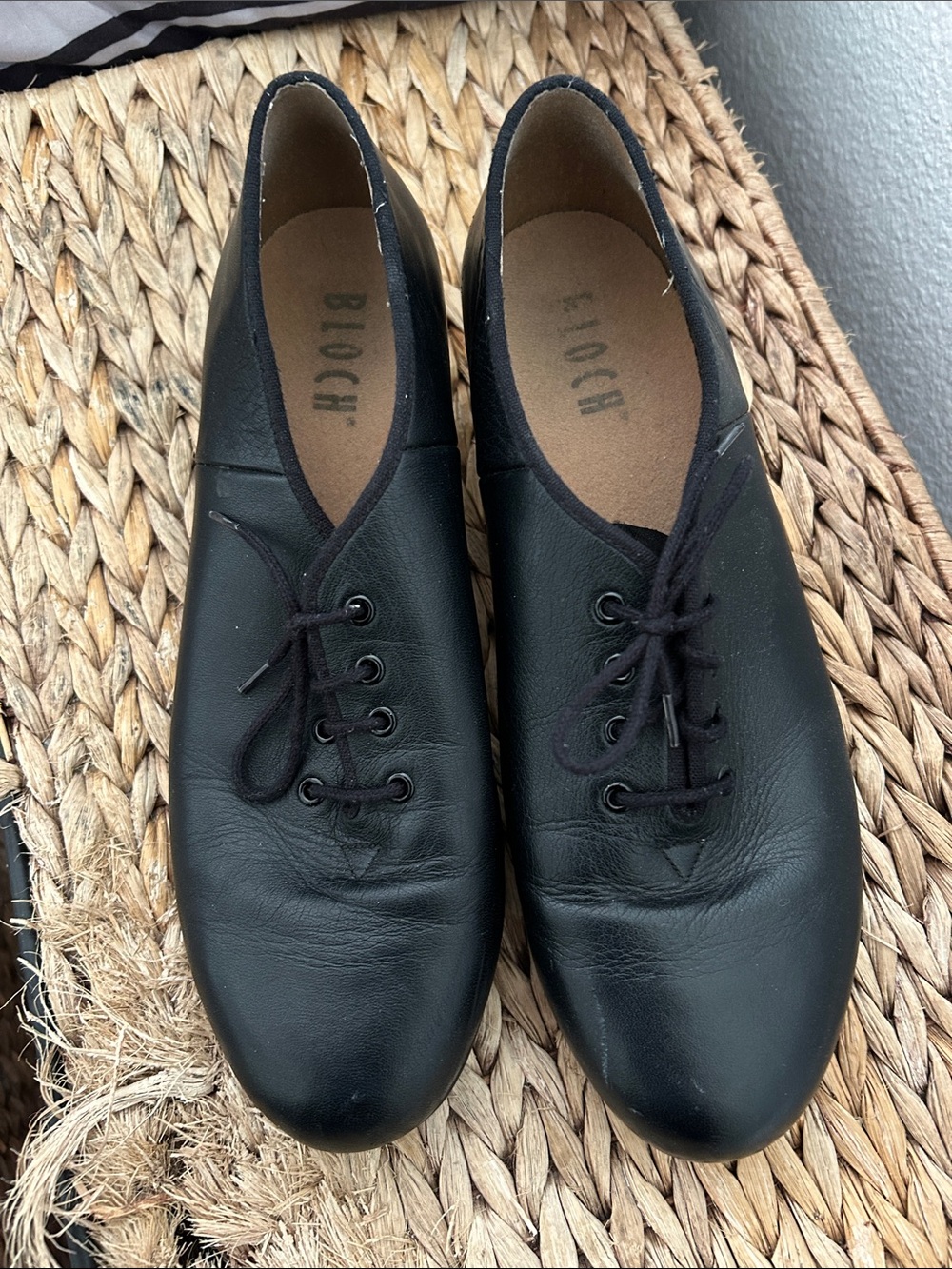 Bloch Black Leather Lace-Up Jazz Oxfords